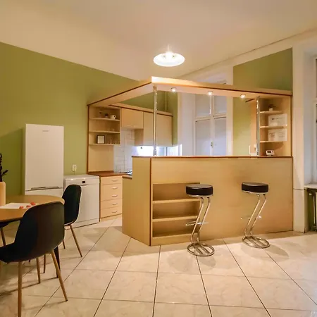 Apartment R171 Elitehost Raday Budapest