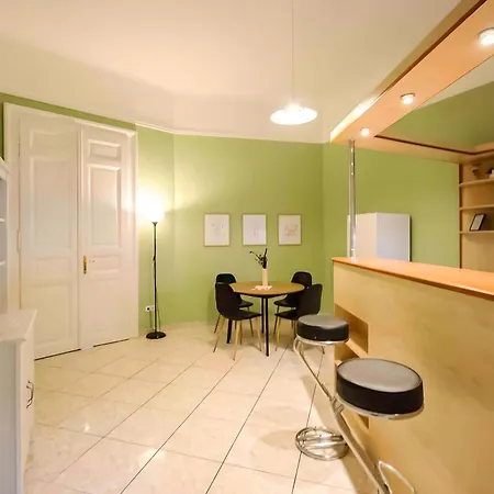 R171 Elitehost Raday *